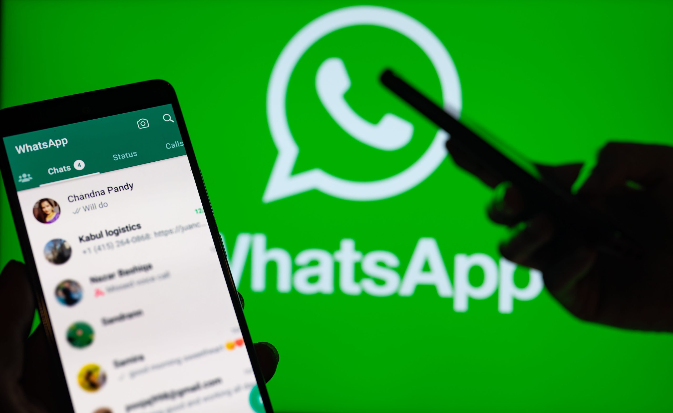 Create A Messaging App Like WhatsApp: Full Tech Stack & Feature Guide